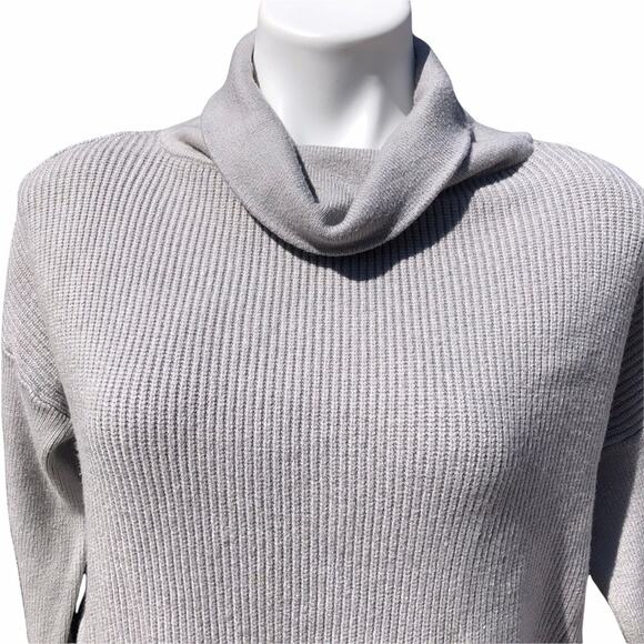 NWT Devotion by Cyrus cowl neck grey rib knit relaxed fit sweater size xxs - Picture 2 of 9